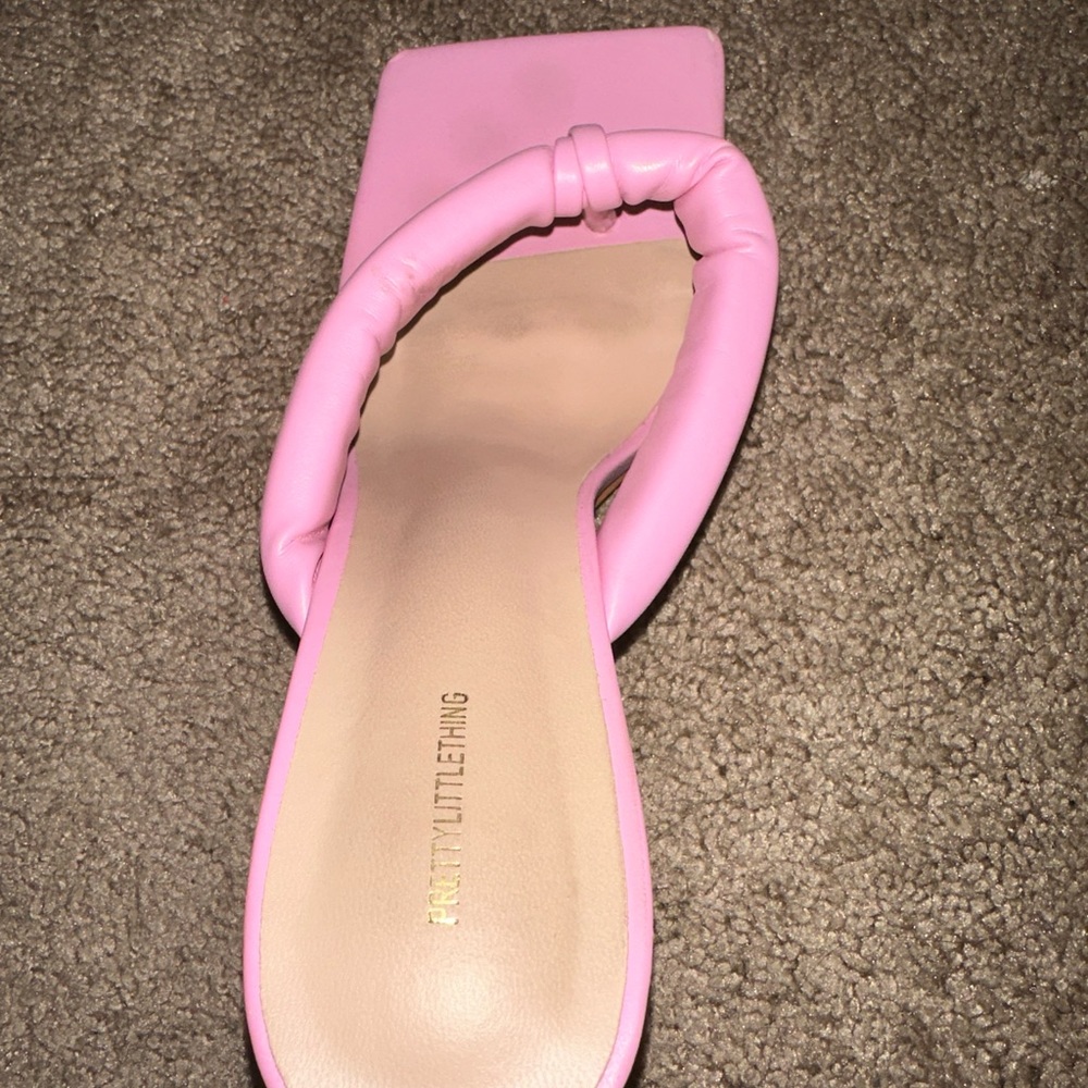Pink mid heels - Picture 8 of 15